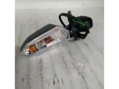 7KAWASAKI
Genuine Z250 turn signals
Left side only