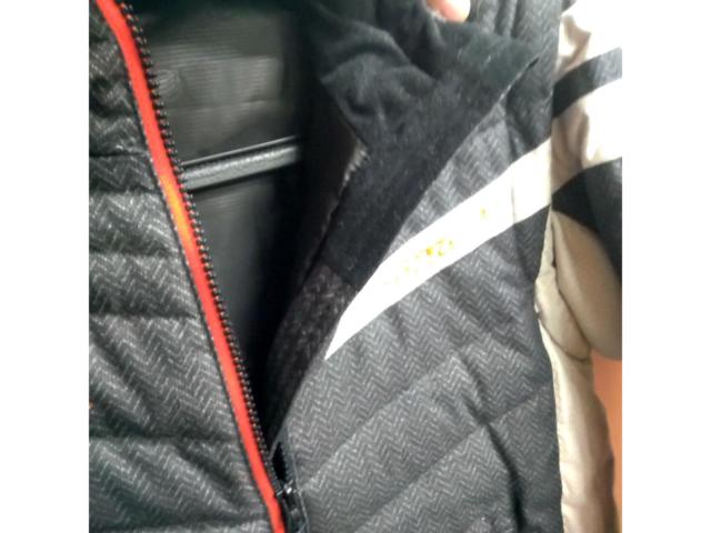 11 HYOD
Warm inner jacket