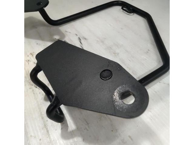4 manufacturer unknown
Side bag support