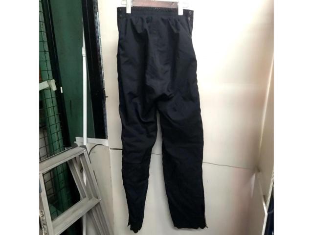 11GOLDWIN
Side-zip over pants