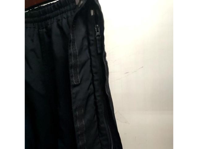 11GOLDWIN
Side-zip over pants
