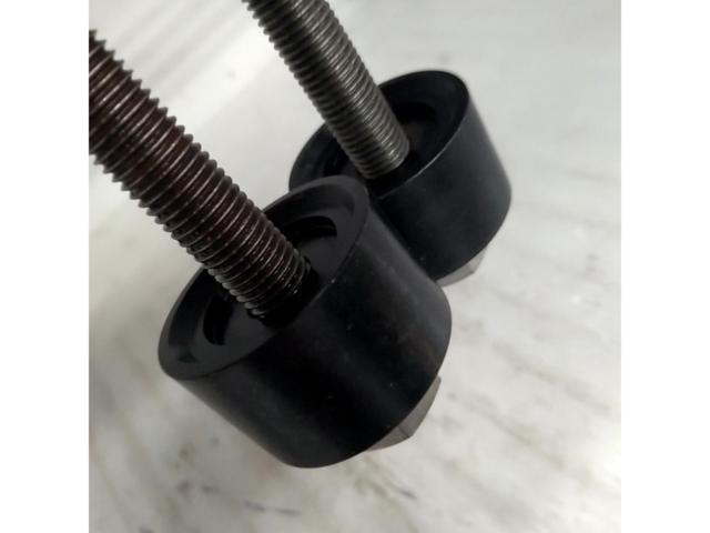 Triumph
Handle riser