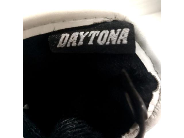 DAYTONA
Soft-fit leather winter gloves