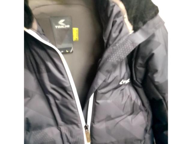 11RSTaichi
Random winter parka