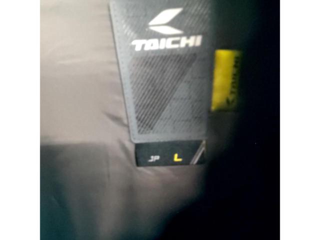 11RSTaichi
Random winter parka