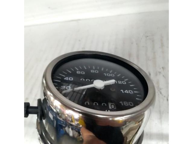 Unknown Manufacturer
Mechanical speedometer
