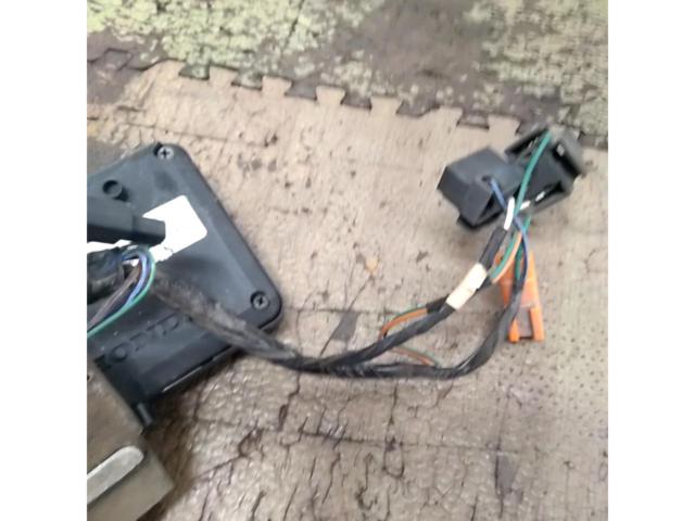 9HONDA
CBR 900 RR genuine meter