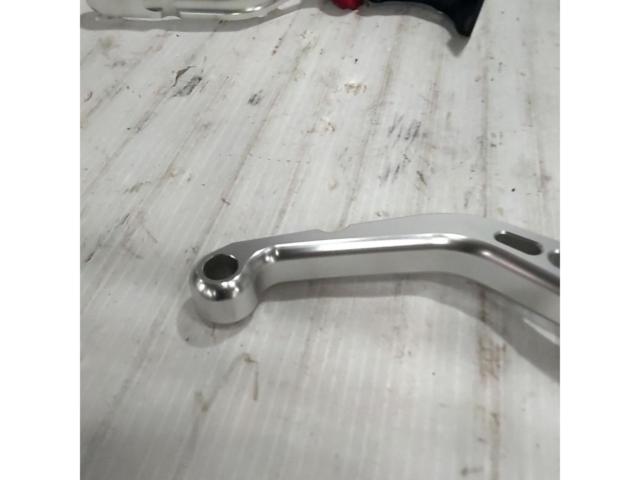 UK
Aluminum billet lever
TypeS