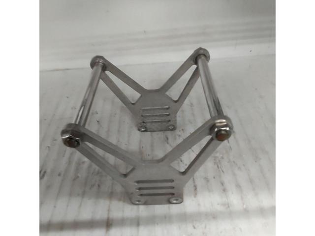 4 manufacturer unknown
Fork stabilizer