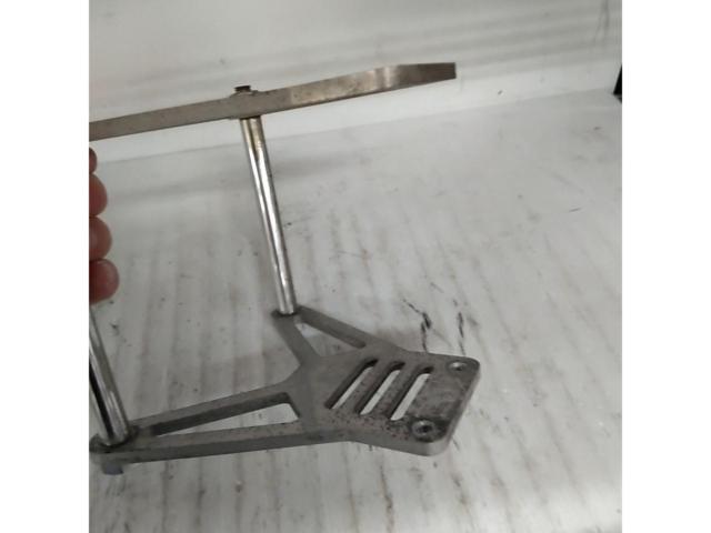 4 manufacturer unknown
Fork stabilizer