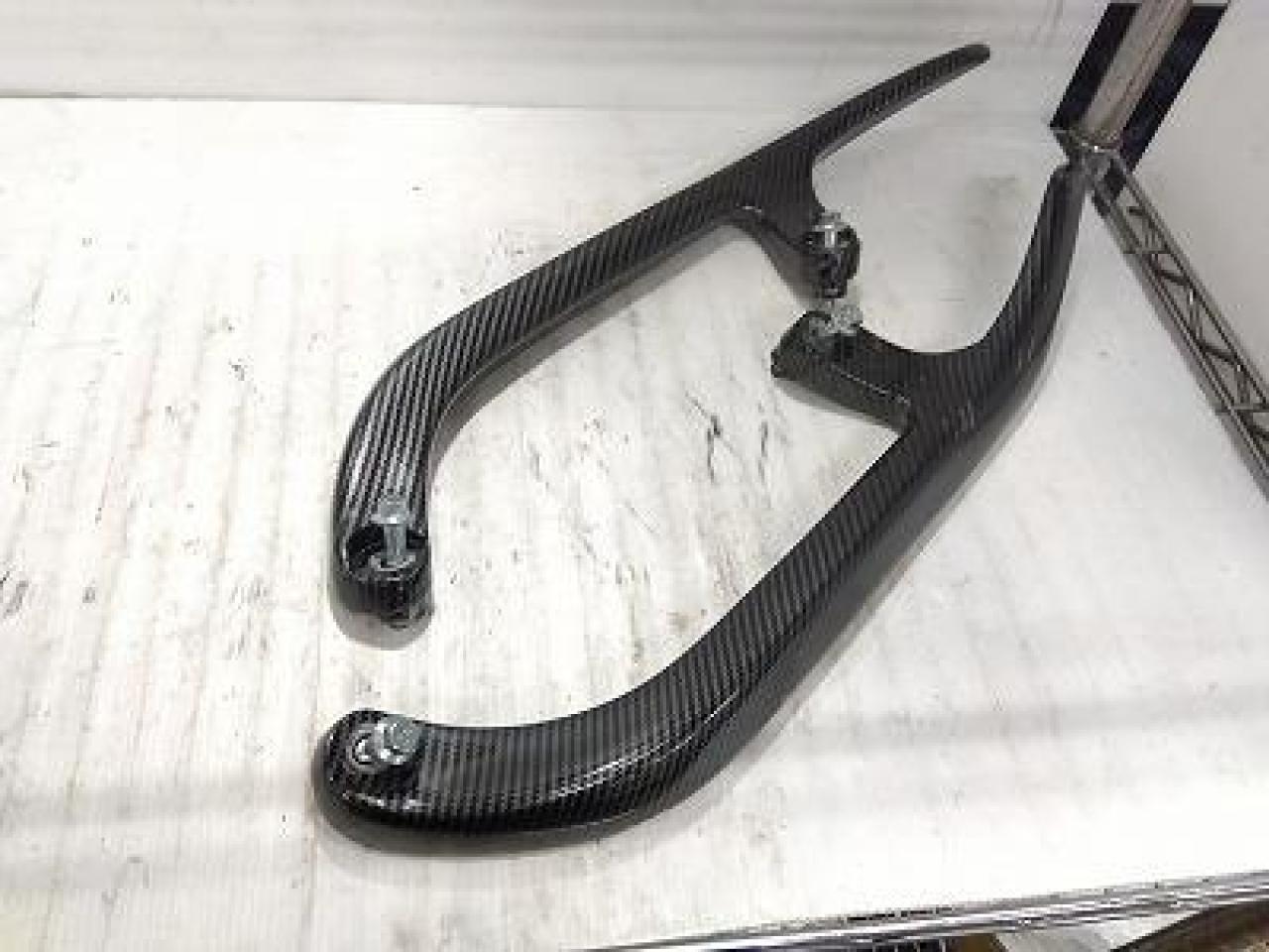 2 manufacturer unknown
Separate grab bar