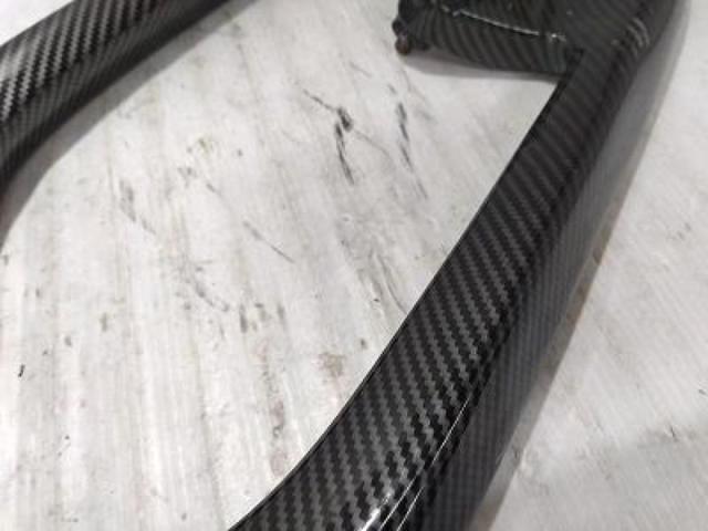 2 manufacturer unknown
Separate grab bar