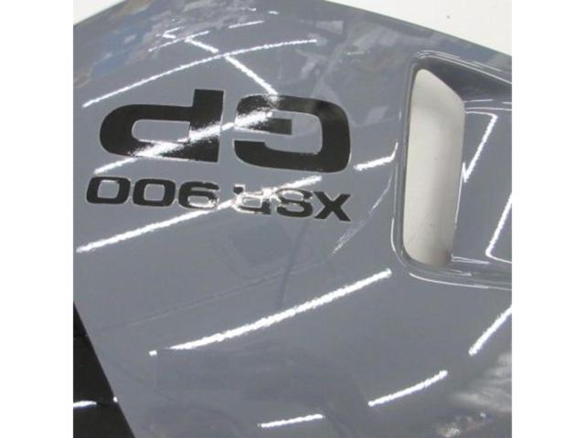 【YAMAHA】フロントサイドパネル XSR900GP(’25)外し