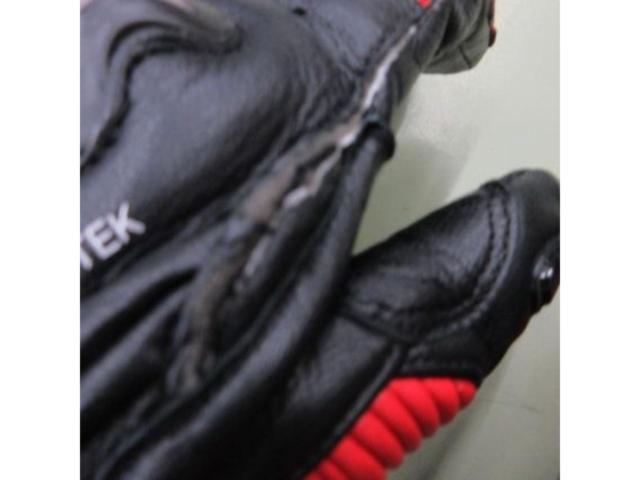 DAINESE    FIERO METAL グローブ 8/S