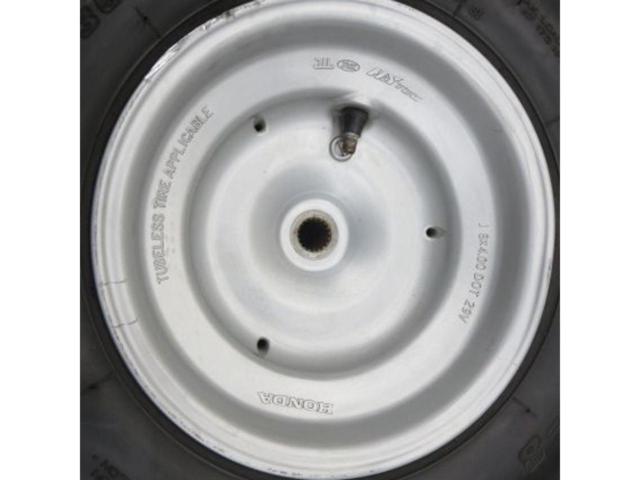 HONDA
Original rear wheel set
Gyro Canopy ('19) TC50J removed