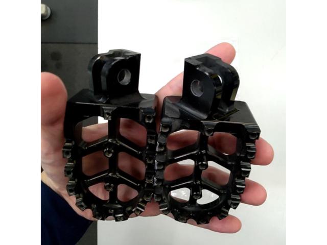 メーカー不明 フットペグ 左右セット モンキー125(JB03)外し