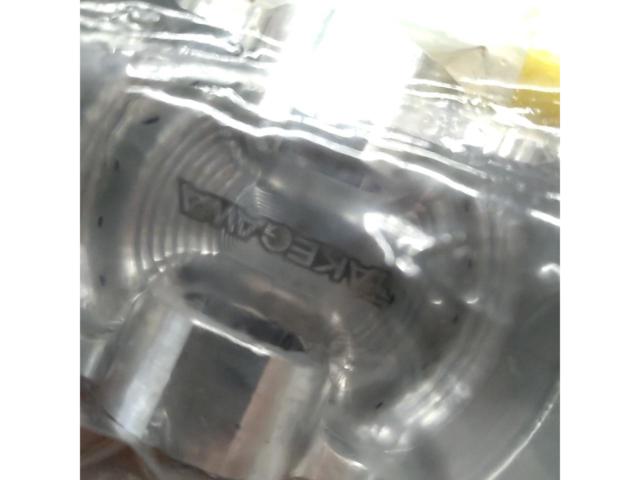 SP
TAKEGAWA
Piston
Removal from Monkey 125 (JB03)
Details unknown, some kind of problem