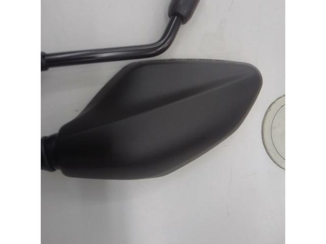 Genuine Yamaha mirrors
8 mm positive / reverse screw
Right and left
