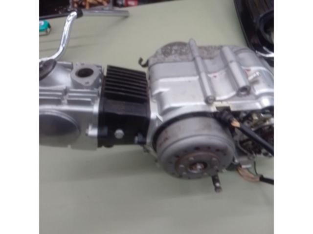 メーカー不明 HONDA横置き系 エンジン シリンダー86cm3刻印あり 