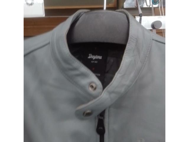 DAYTONA Single Leather Jacket
Size XL
Sheep leather