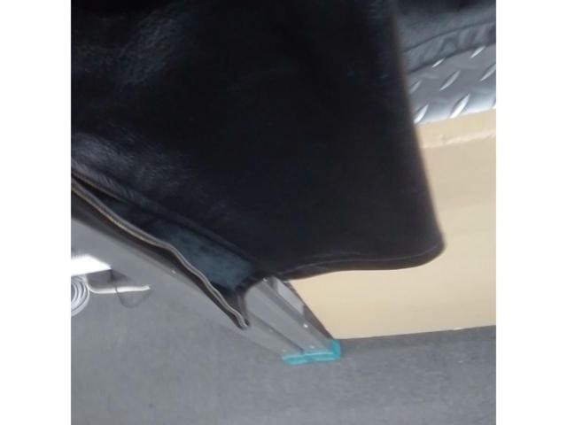 Unknown Manufacturer
Leather pants
Size unknown. Actual measurements (laid flat): Waist 46cm, Inseam 70cm.