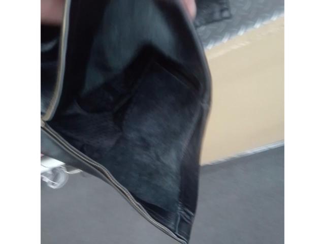 Unknown Manufacturer
Leather pants
Size unknown. Actual measurements (laid flat): Waist 46cm, Inseam 70cm.