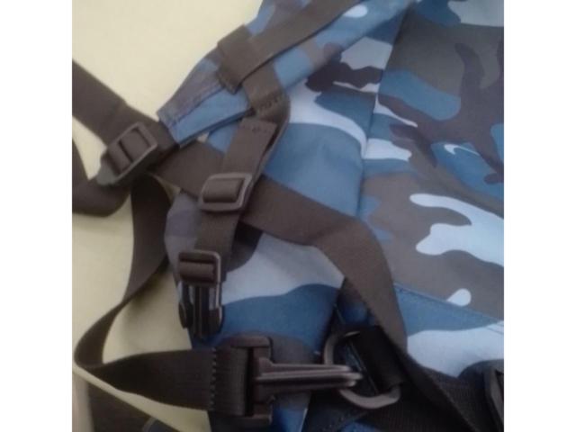 DEGNER
Waterproof backpack
Size 50/40cm
Camo
