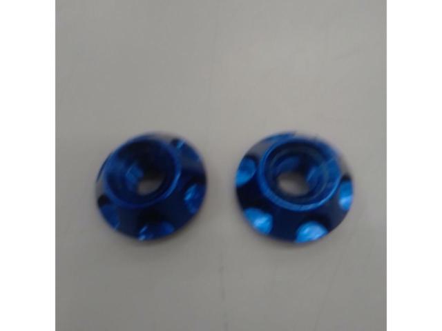 Unknown Manufacturer
Bar end cap
For M6
blue
Scratches Yes