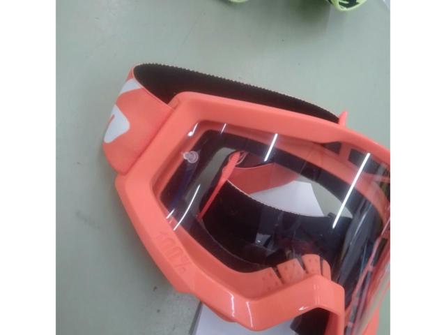 Hundred percent
Off-road goggles