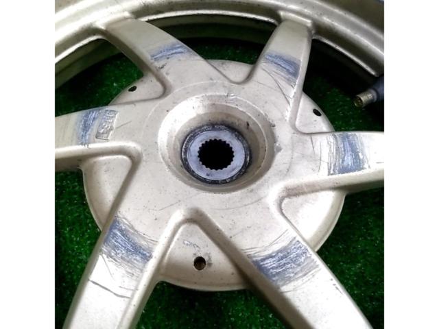1HONDA ライブDIO ZX純正リアホイール