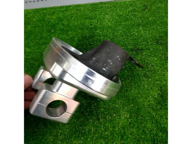 6 manufacturer unknown
Handle post