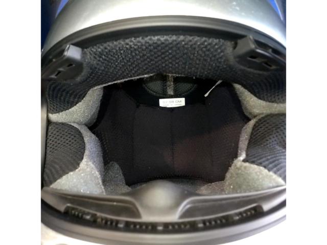 AraiVECTOR
57-58 cm (M)
With smoke shield