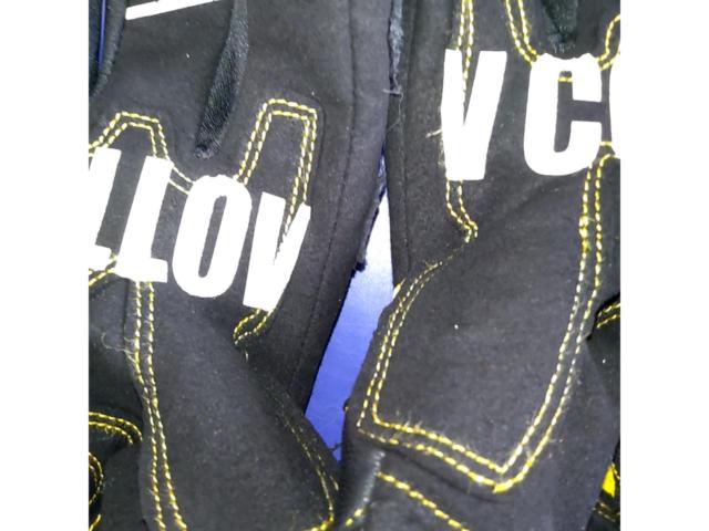 YeLLOW
CORN Riding Gloves
L size
