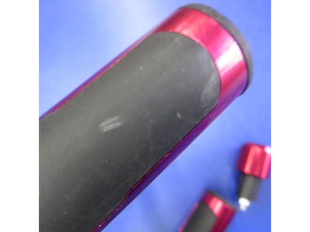 Unknown Manufacturer
Throttle color
& Grip & Bar End Set
Removed from ZZR400 (N1)