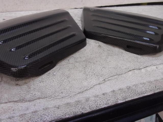 PASTEQUE Carbon Side Covers
VMAX1200 ('01
Canada specification)