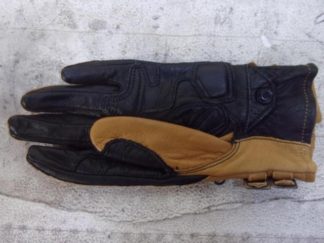 Size: S (Women's) Free x Free Leather Gloves