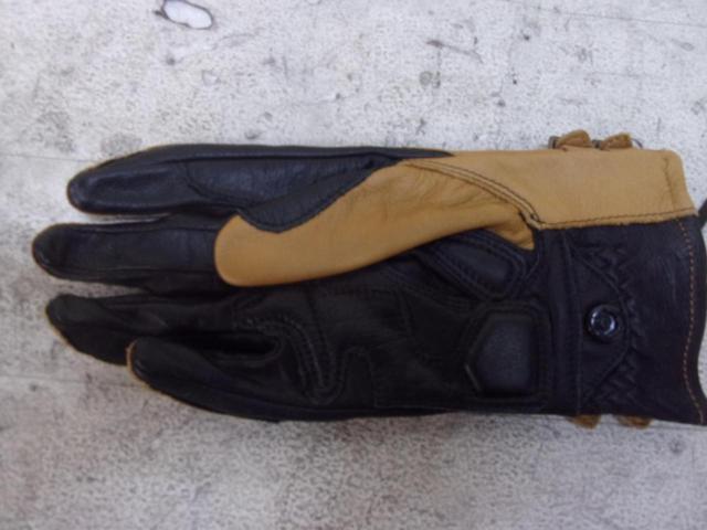 Size: S (Women's) Free x Free Leather Gloves