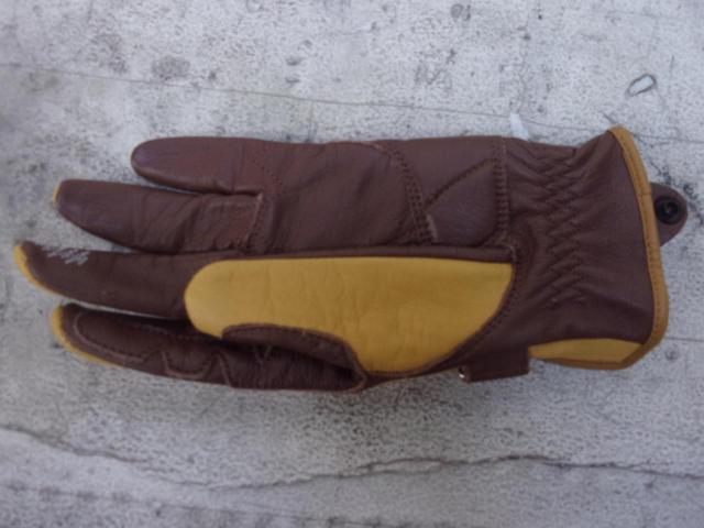 Size: S (Women's) CLEVER Leather Gloves