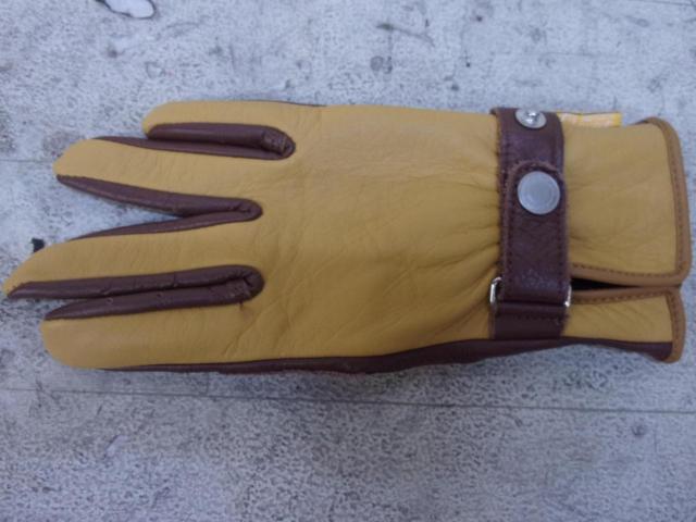 Size: S (Women's) CLEVER Leather Gloves