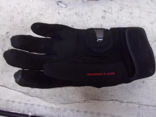 Size: M? KOMINE Winter Gloves