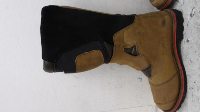 Size: 27cm
[BMW]
ATIEFEL
VENTURE
GRIP
GTX Boots