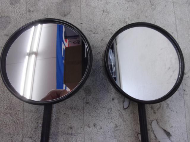 Genuine Honda mirror set (left and right)
GROM (Gromm type unknown)