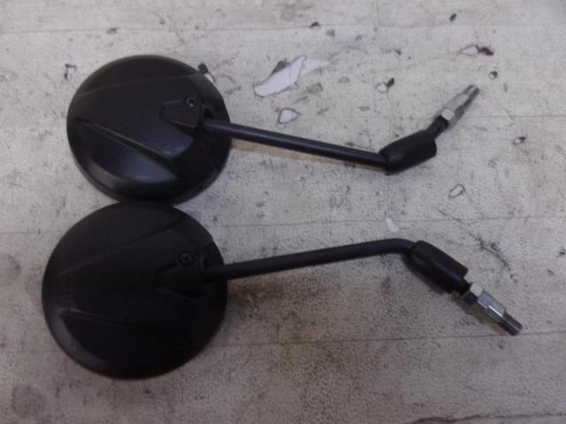 Genuine Honda mirror set (left and right)
GROM (Gromm type unknown)