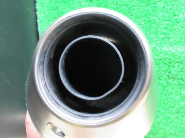 GP style
Slip-on silencer
DUKE
125 (11-16)
LeoVince