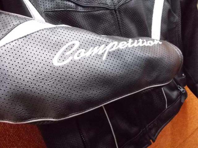 Size: LL
elf (Elf)
Mesh jacket