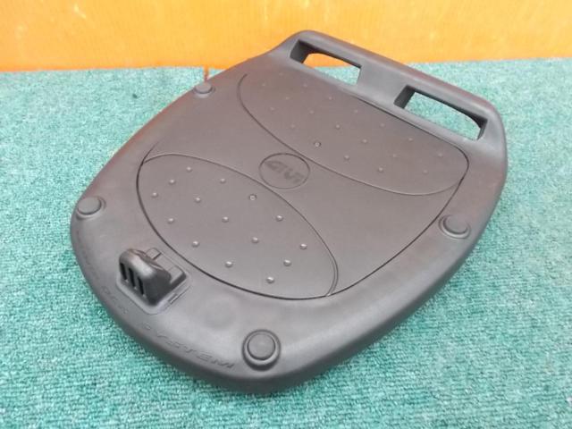 GIVI (ENT)
E43N
Mono Lock rear box
General purpose