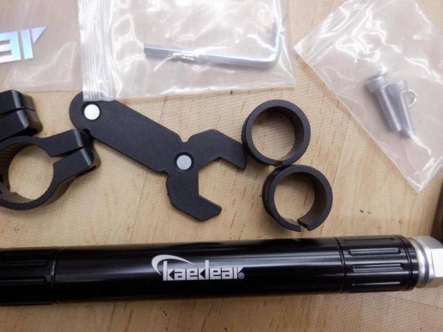 Kaedear ダブルウィッシュセンターバー ブラック KDR-HB2L-BK Φ22.2用