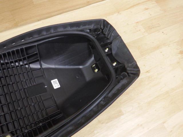 HONDA 純正シート ADV160 KF54 ’23年外し