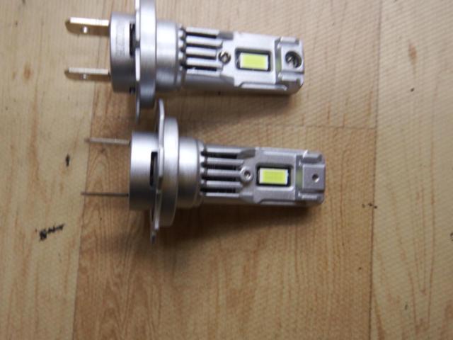 メーカー不明 LEDバルブ H7 発光カラー:ホワイト