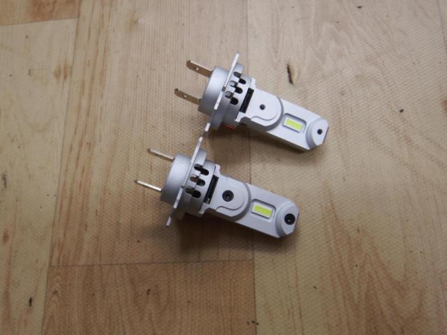 メーカー不明 LEDバルブ H7 発光カラー:ホワイト